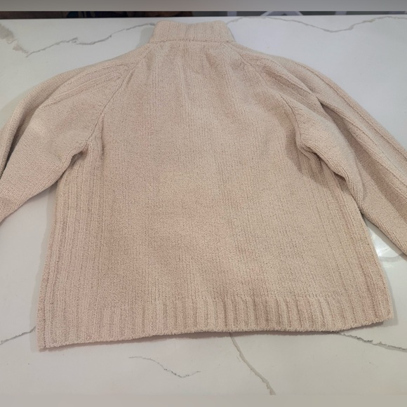 COZY Alaska Zip Pullover - Picture 4 of 4